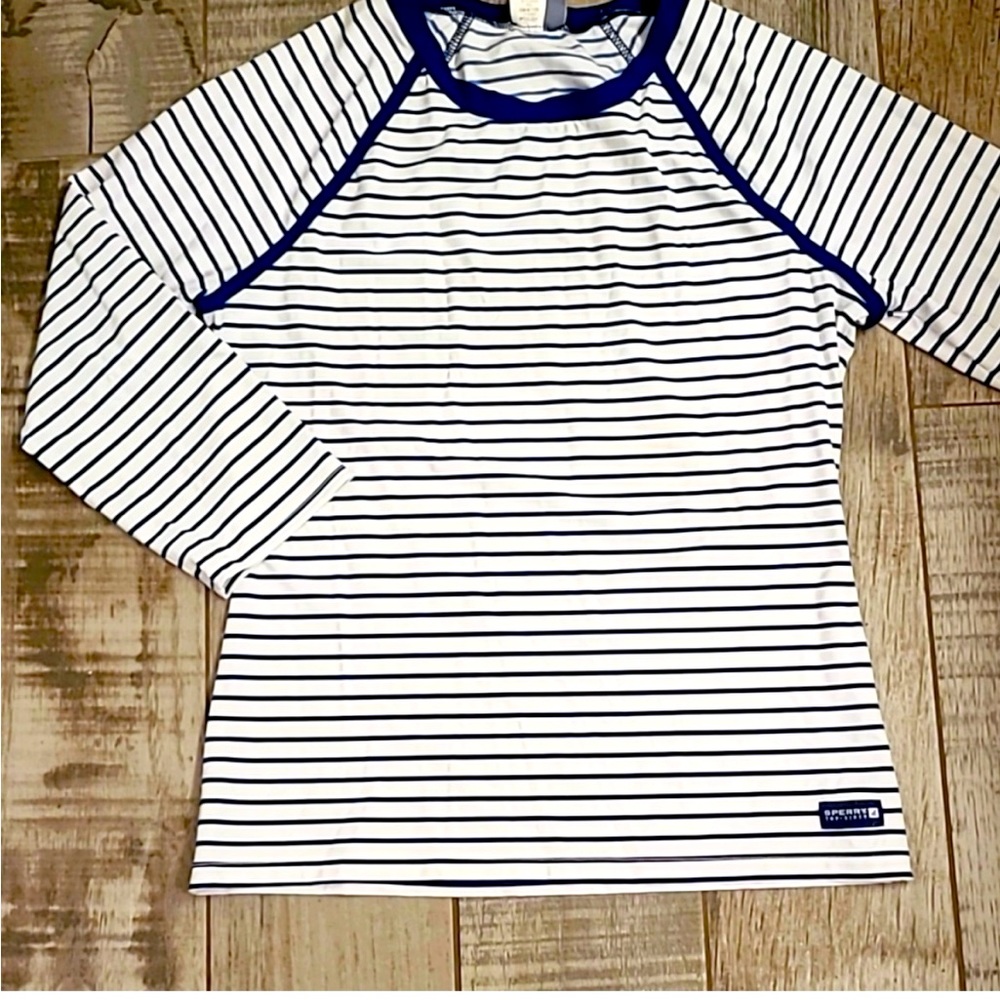 ⛵️SPERRY🏊🏼‍♀️💦Navy & White Striped Rash Guard